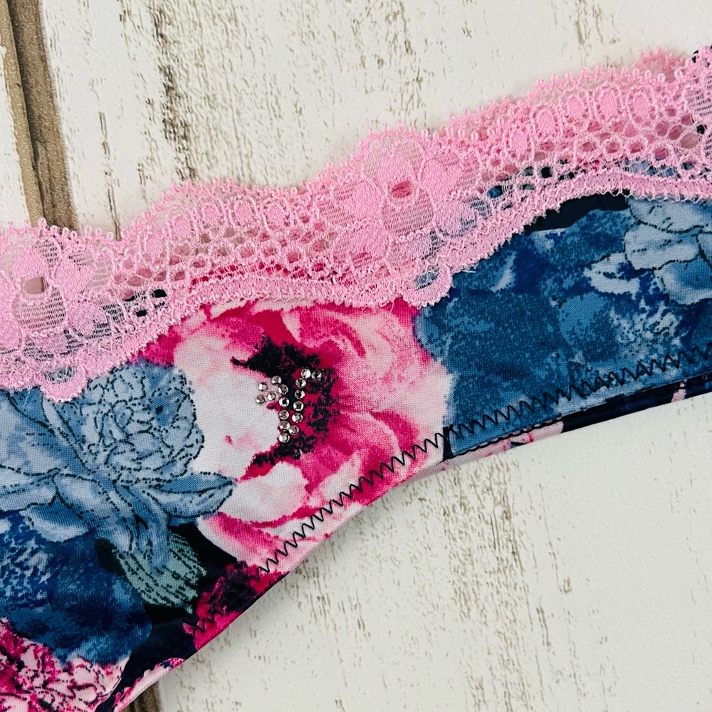 Victoria’s Secret Dream Angels Floral Thong Pantie Medium - Picture 6 of 9